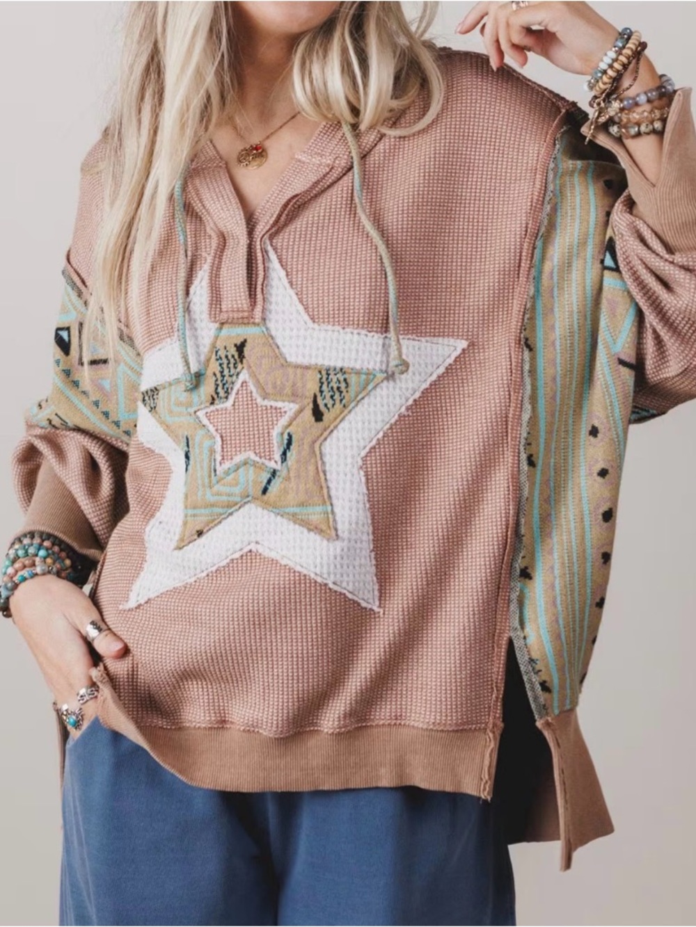 DAVI & DANI Dusty Rose Star Applique Waffle Hoodie